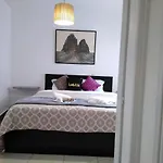 Katsikantaris Homes *