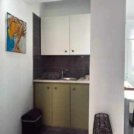 Katsikantaris Homes *