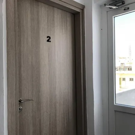 Katsikantaris Homes * بافوس