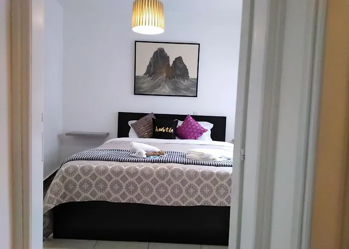 Katsikantaris Homes *