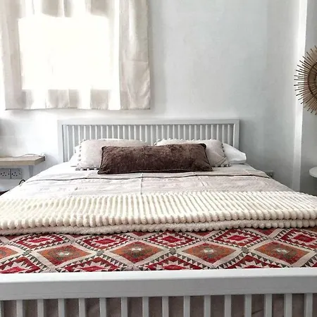 Katsikantaris Homes شقة